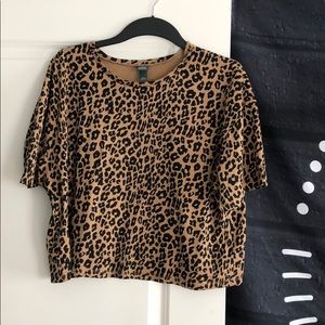Super cute Cheetah shirt